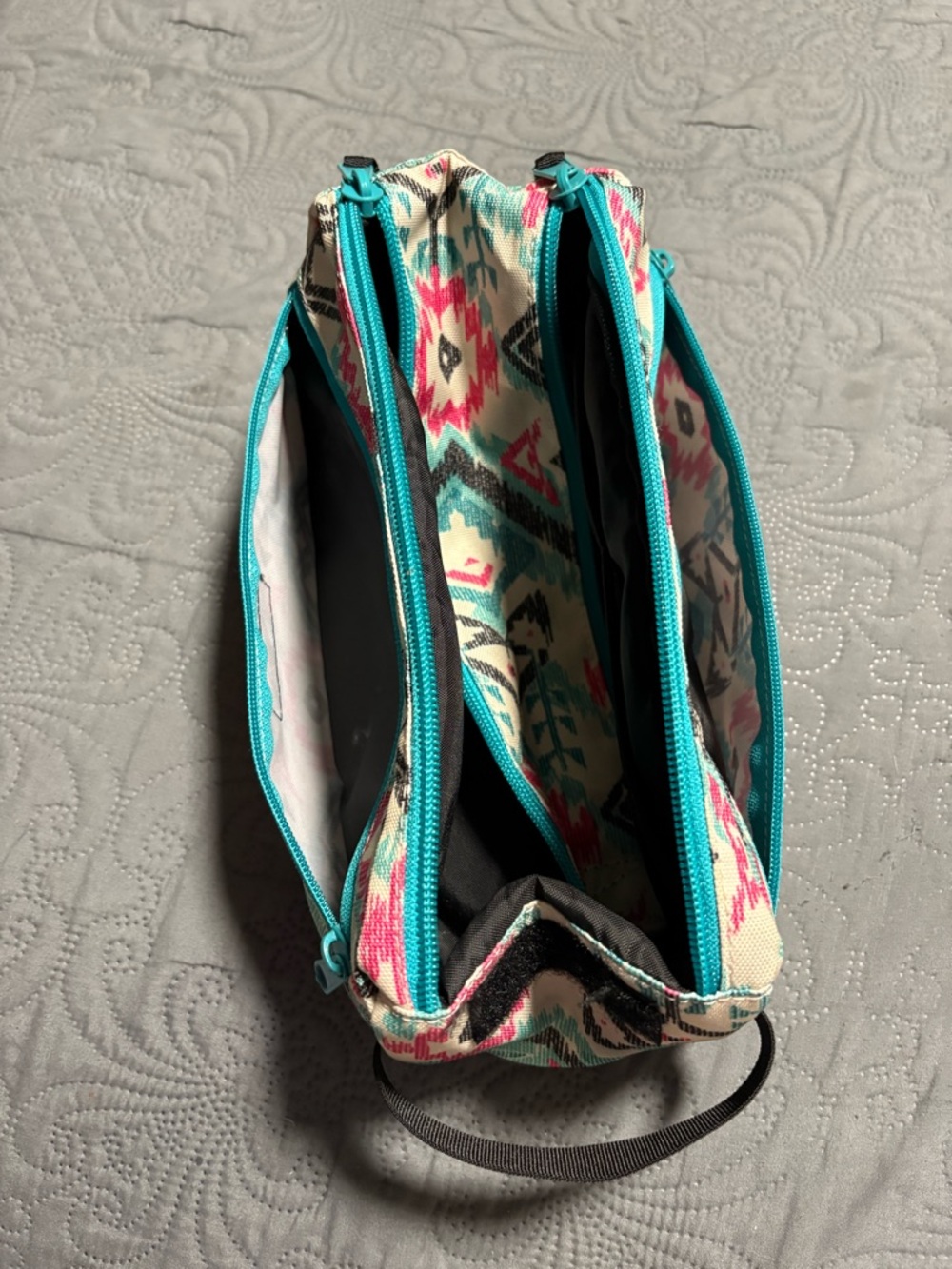 KAVU Grizzly Kit, Padded Accessory Bag Travel Case - Picture 11 of 11